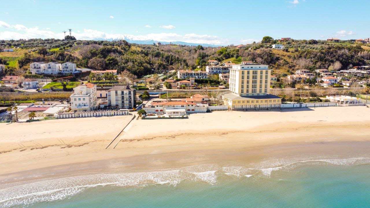 La spiaggia di Lido Riccio